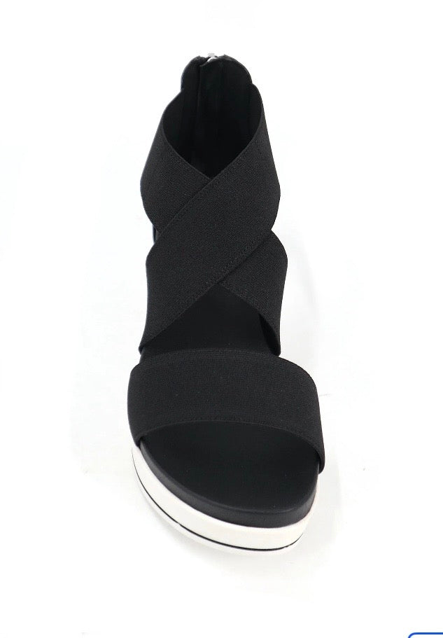 Time & Tru Comfort Sandal