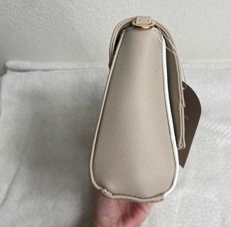 Yani J'adore Beige and White Crossbody Clutch